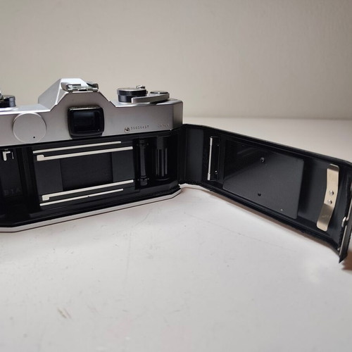 Vintage film camera Yashica TL Electro used with Yashinon-DS 50mm lens