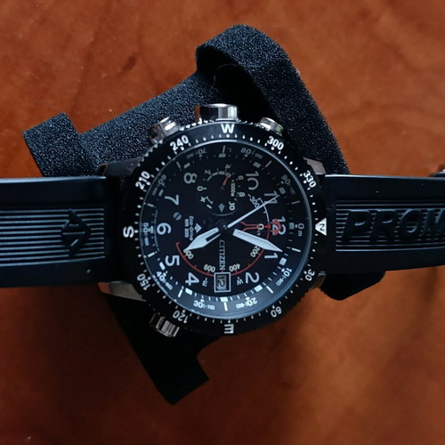 Citizen Promaster Altichron Eco Drive watch like new, men's, black