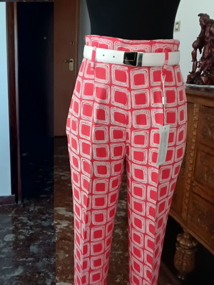 women's pants Italian brand ANNA LISA unworn, with tag. Comes with a leather belt