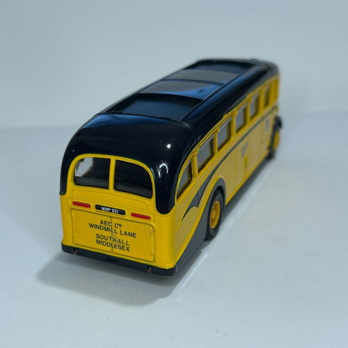 Corgi Classics 1991 AEC Bus Set AEC Regal & AEC Bus General New