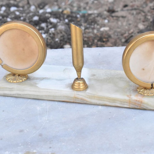 Vintage Onyx Desk Stand with Double Frame and Pen Holder used
