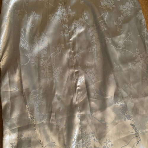 Maxi satin skirt pistachio color like new