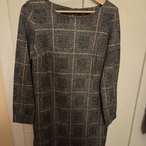 Surkana dress gray check medium new with tag