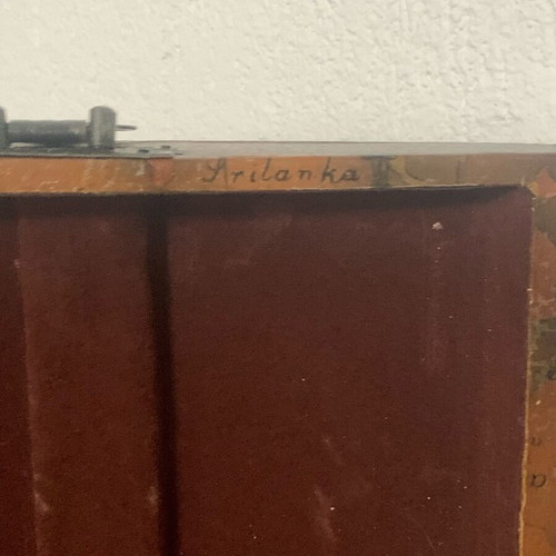 Vintage box used, decorative with broken handles and lock