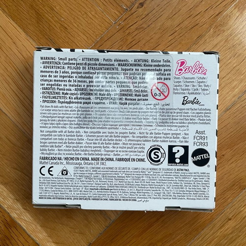 Barbie doll shoes sealed, new