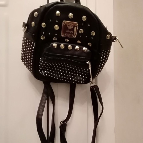 Children's bag like new, black with gold