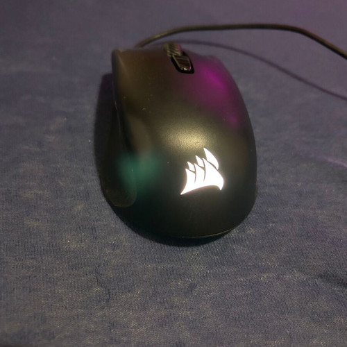 Corsair Harpoon RGB gaming mouse used with scroll wheel defect