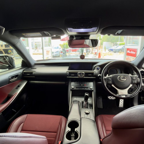 Lexus IS300h F Sport hybrid car like new 2017 model