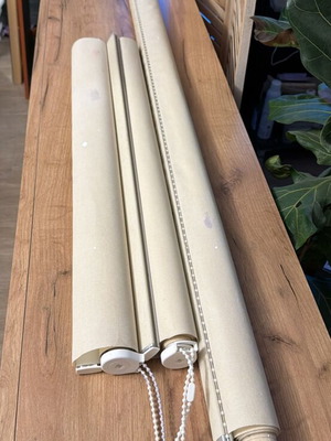 Roller window blinds used, set of three, 77cm and 135cm lengths