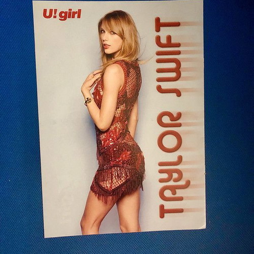 Taylor Swift poster 2014 Cosmopolitan like new, A4 size