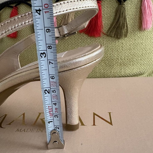 Marian gold leather slingback pumps new, size 36
