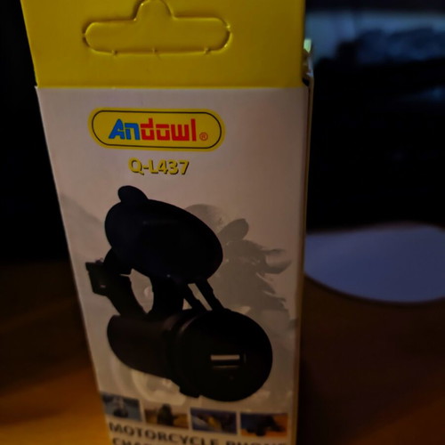 Andowl Q-L437 USB Motorcycle Charger new, waterproof
