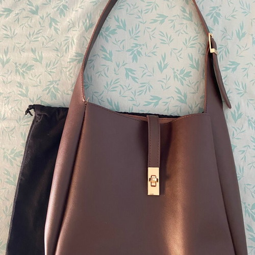 Shoulder bag like new brown-bordeaux with pouch