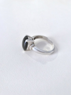 Silver S9.25 ring with onyx