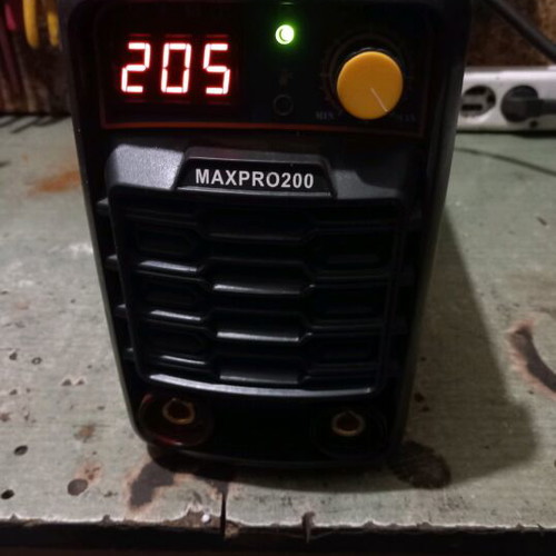 Arcmax Maxpro 200 inverter TIG / MMA welding machine like new
