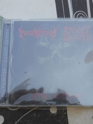 Postmortem / Casket Grinder Sepulcro Eterno CD album