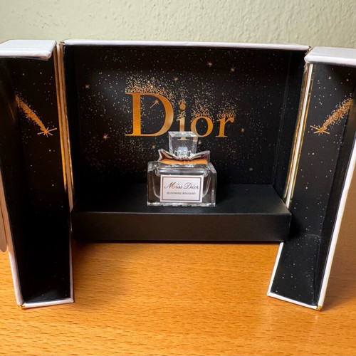 Miss Dior Blooming Bouquet mini perfume new in limited edition box 5ml