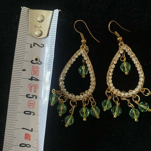 Earrings like new, green