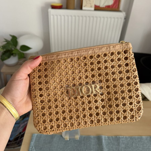 Dior beauty pouch limited edition new, beige