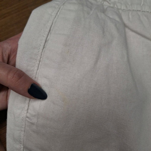 Marks & Spencer short pants like new with pockets, white multicolor