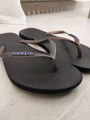 Havaianas Slim purple glitter flip flops like new size 41