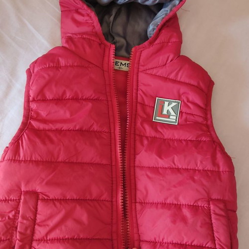 Paul Frank sleeveless jackets for children, size 104 cm, red