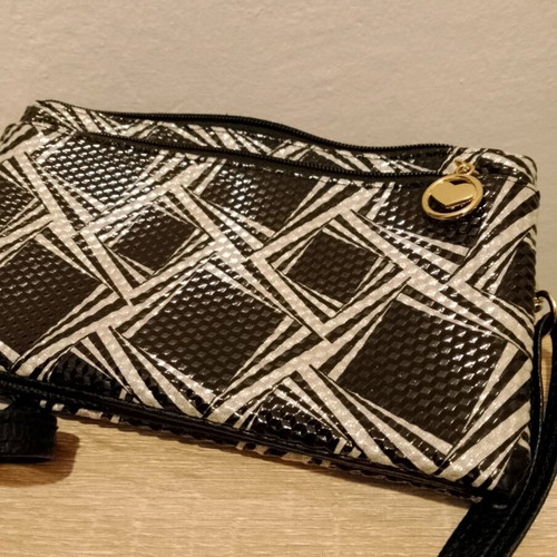 Evening shoulder bag like new, black and silver