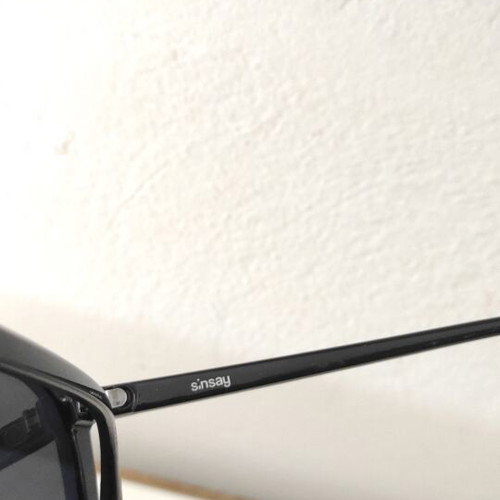 Cat Eye Sunglasses like new, black
