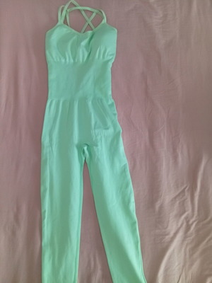 Full-length sports jumpsuit new, mint color, size S-M