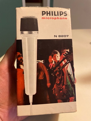 Philips N 8207 vintage dynamic microphone used, white