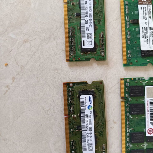 RAM memories used DDR2 and DDR3 for desktop and laptop, bundle