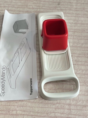 Tupperware Mini Chef new with leaflet