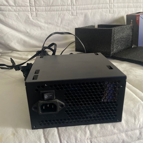 AMD Athlon 3000 processor with Ryzen 5 AM4 socket cooler like new