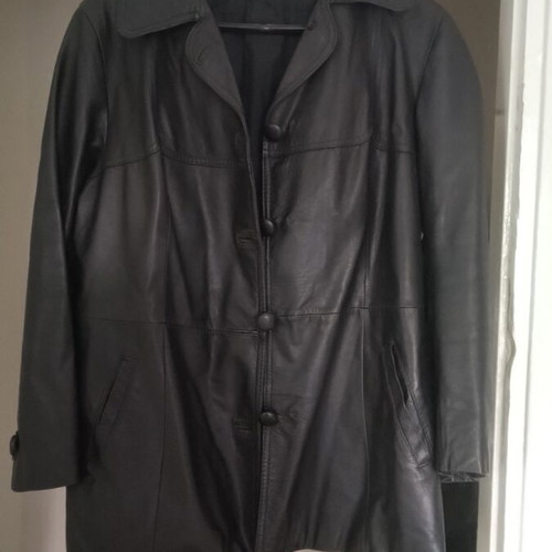 Leather jacket black like new, size N46-50