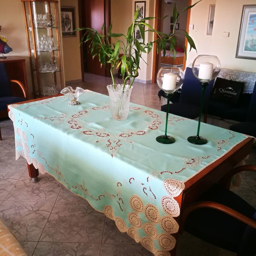 Vintage linen cutwork tablecloth handmade new veraman with knitted motifs