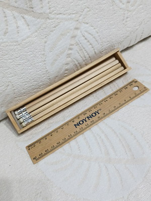 Wooden pencil holder set with 7 unused pencils and Nounou ruler new
