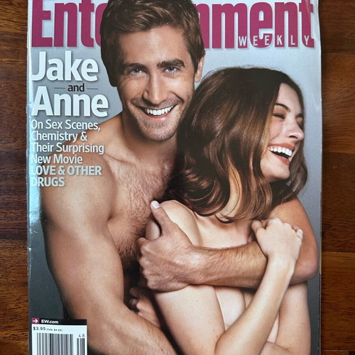 Entertainment Weekly magazine like new with Jake Gyllenhaal and Anne Hathaway