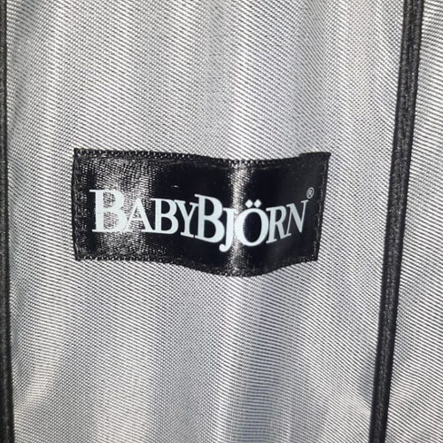 BabyBjorn travel crib used with carrying bag