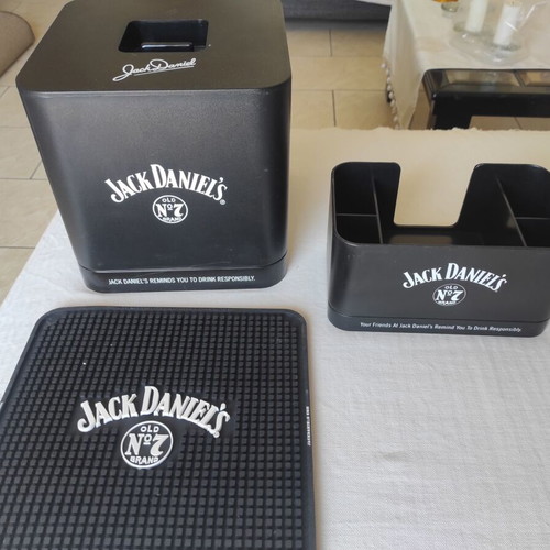 Jack Daniel's collectible bar equipment set new