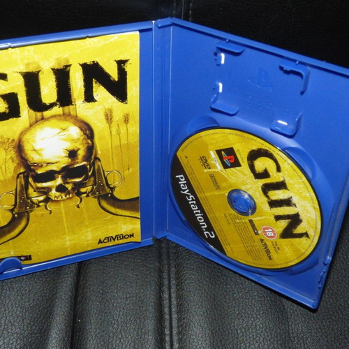 Gun PlayStation 2 used, complete