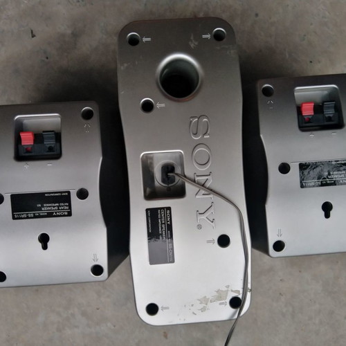 Sony speakers used, set of 3 with powerful sound