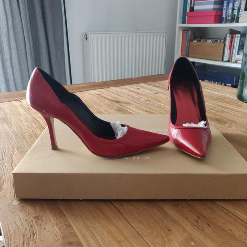 Zara red pumps used, size 38, in excellent condition