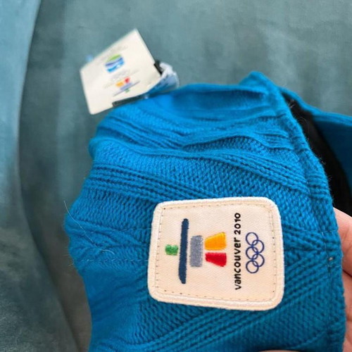 Vancouver 2010 Winter Olympic Games hat new with logo