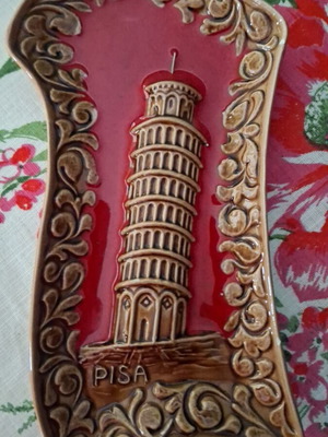 Pisa souvenir vintage ceramic like new, 10x19 cm