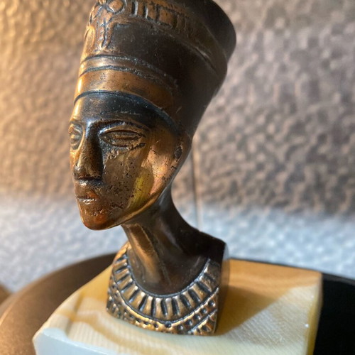 Egyptian decorative set like new, 3 pieces with stone bases