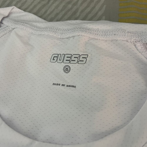 Guess men's white T-shirt size M, new with tags