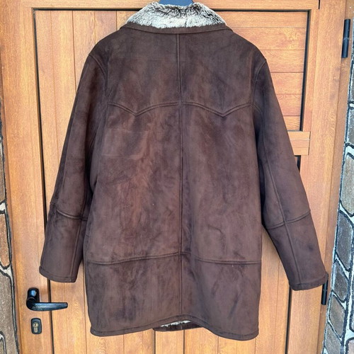 Brown men's coat made of faux suede with fur, size M, like new
