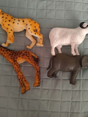 Large plastic animal toys used, pack