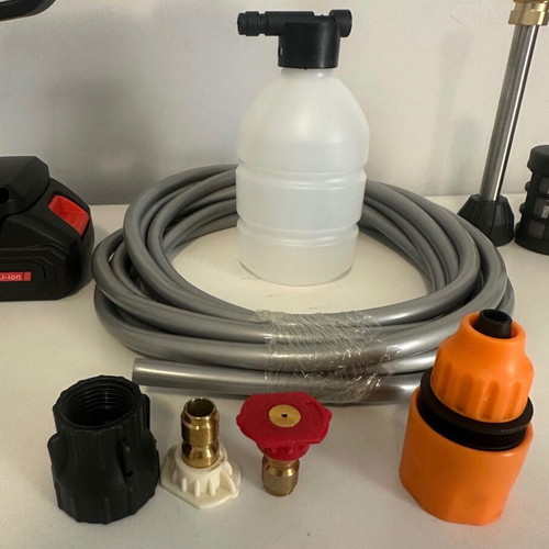 Cordless Battery Pressure Washer new, full set