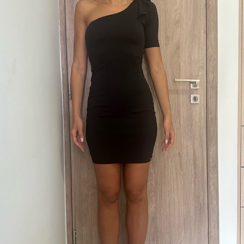 Bsb elastic black dress medium used